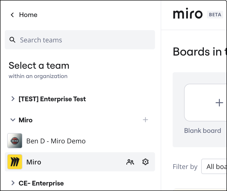 Une liste de plusieurs équipes accessibles depuis le tableau de bord Miro.